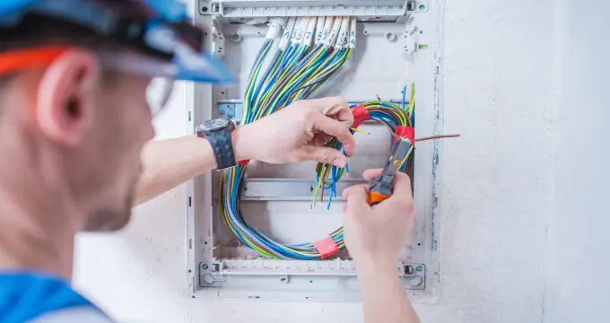 besoin d'un dépannage électrique à alfortville ? intervention rapide par des électriciens qualifiés pour tous types de dépannages : pannes, coupures, installations. service fiable et devis gratuit !