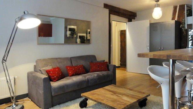 découvrez nos conseils et astuces pour réussir la rénovation d'un appartement ou d'une maison de 80m2 : budget, étapes clés et idées pour optimiser votre espace.