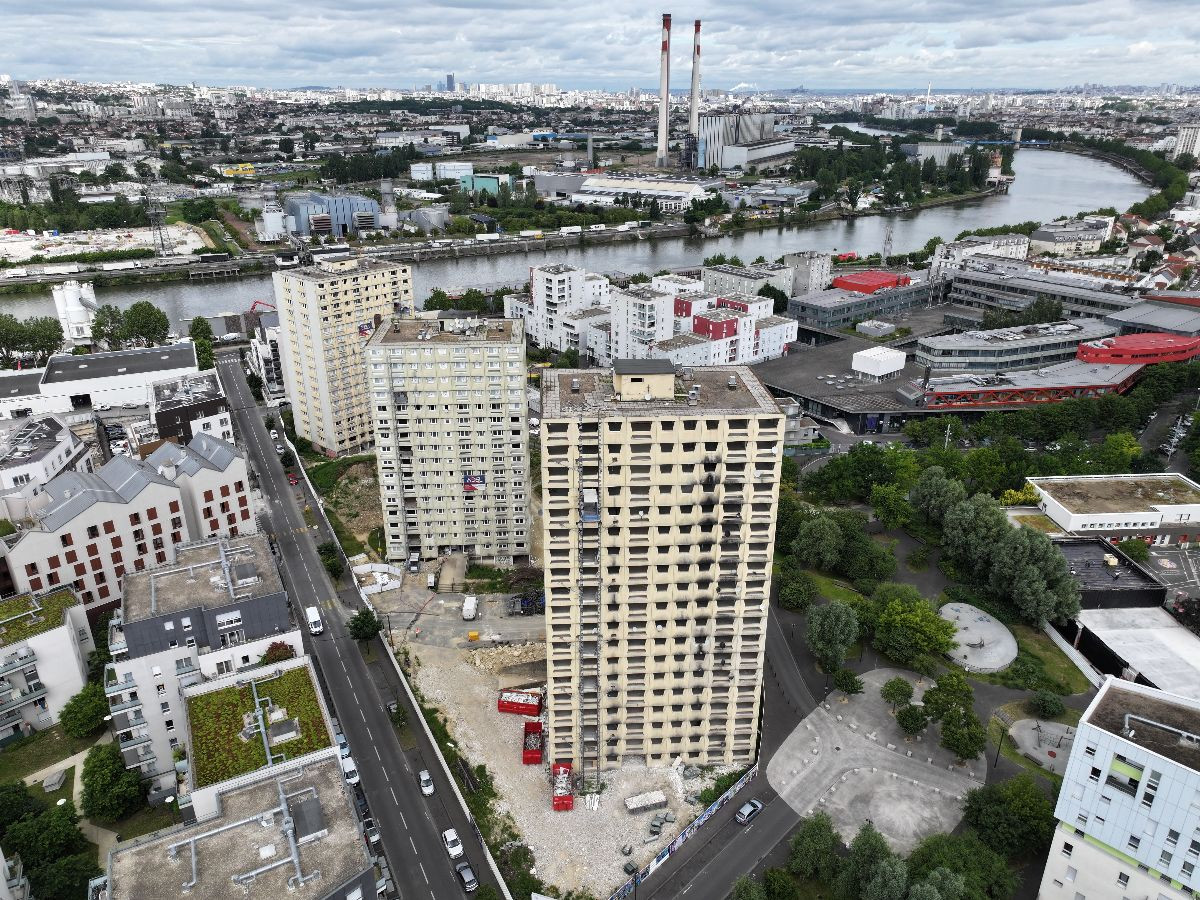 d&eacute;couvrez nos services de r&eacute;novation d'appartement &agrave; alfortville : travaux sur mesure, modernisation, conseils personnalis&eacute;s et accompagnement pour transformer votre bien selon vos envies et votre budget.