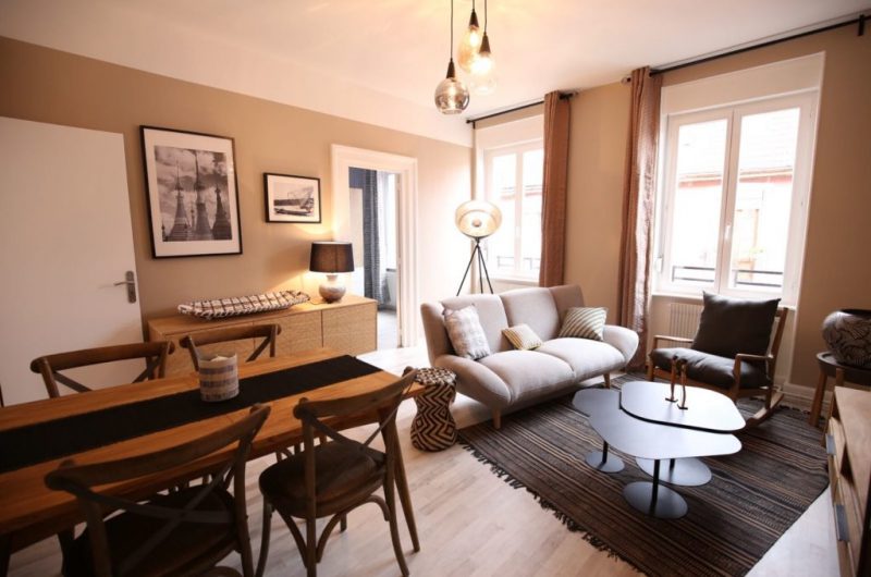 profitez de nos conseils et services pour la r&eacute;novation int&eacute;rieure : transformation, modernisation et d&eacute;coration de votre maison ou appartement. obtenez un int&eacute;rieur &agrave; votre image !