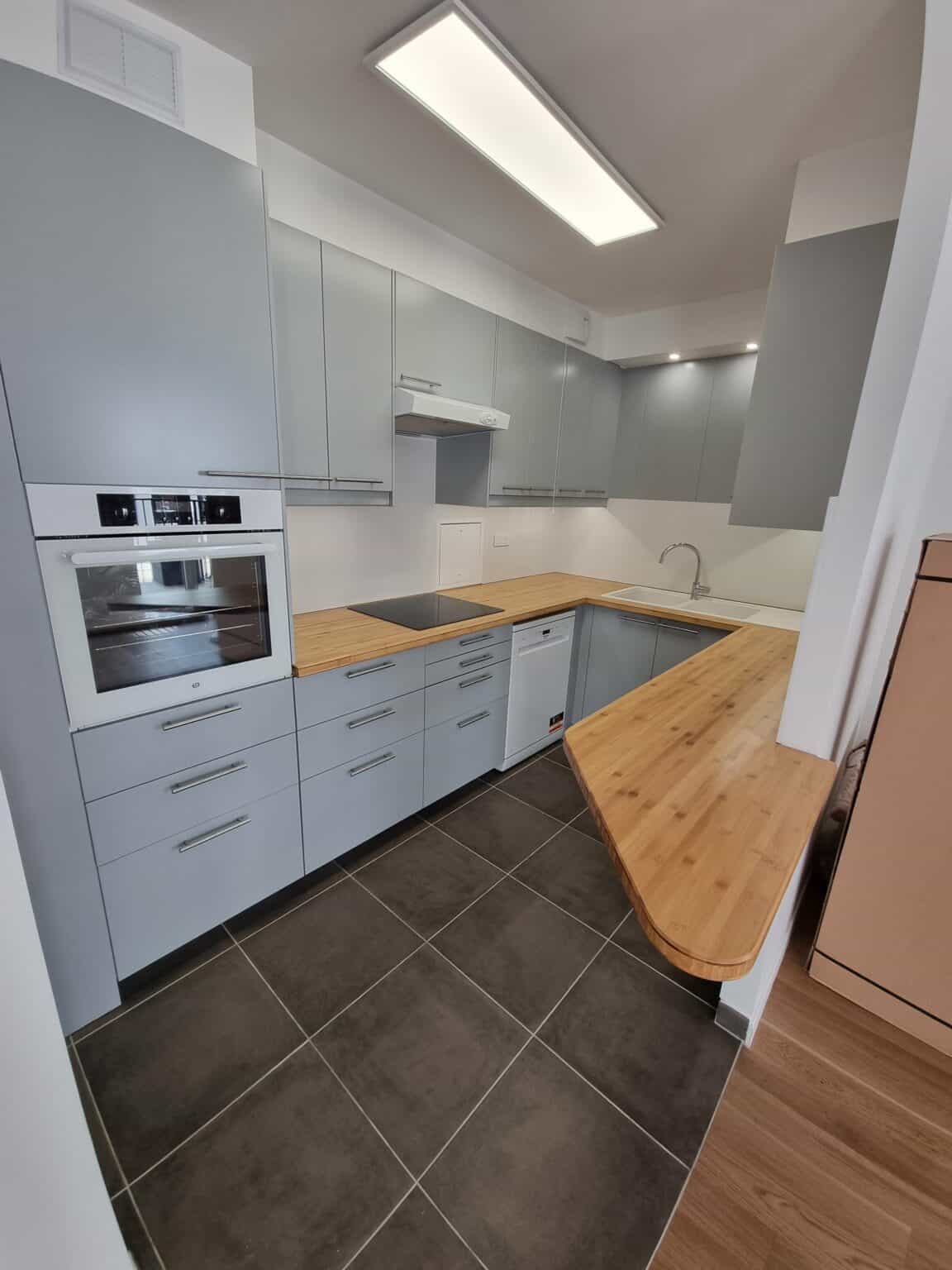 d&eacute;couvrez nos services de r&eacute;novation sur mesure &agrave; arcueil : am&eacute;nagement int&eacute;rieur, r&eacute;novation compl&egrave;te ou partielle, travaux personnalis&eacute;s selon vos besoins. obtenez un devis gratuit et profitez d&rsquo;un accompagnement professionnel pour valoriser votre bien.