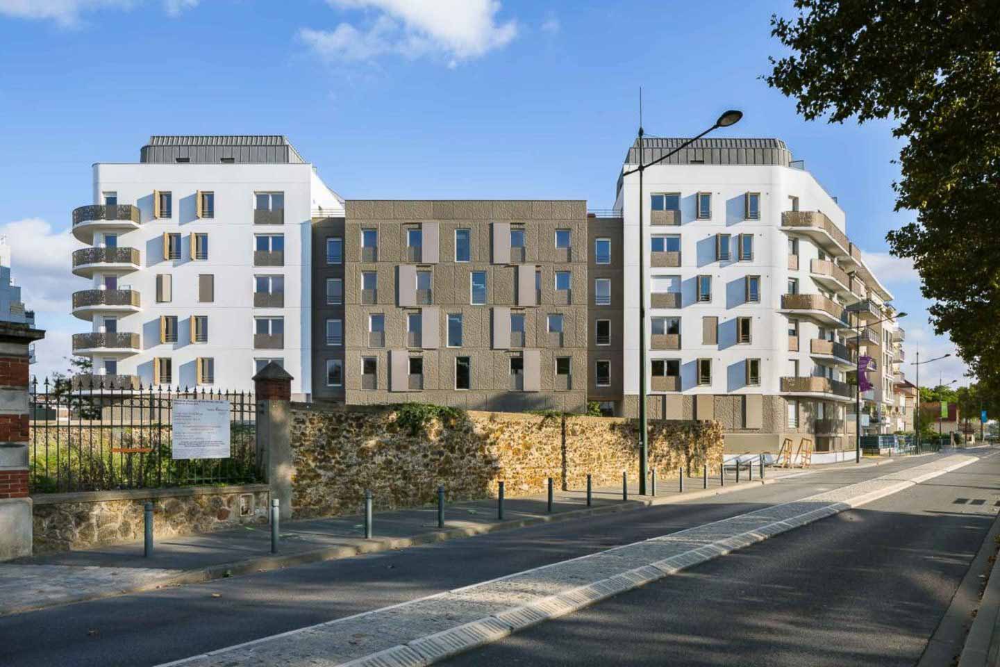 d&eacute;couvrez &agrave; alfortville les avantages et inconv&eacute;nients du diy (faites-le vous-m&ecirc;me) face aux services de professionnels pour vos travaux, r&eacute;novations ou d&eacute;pannages. conseils pratiques pour choisir la meilleure option selon vos besoins et votre budget.