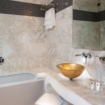 d&eacute;couvrez nos douches design &agrave; alfortville : modernit&eacute;, &eacute;l&eacute;gance et solutions sur mesure pour sublimer votre salle de bain. demandez un devis personnalis&eacute; d&egrave;s maintenant !