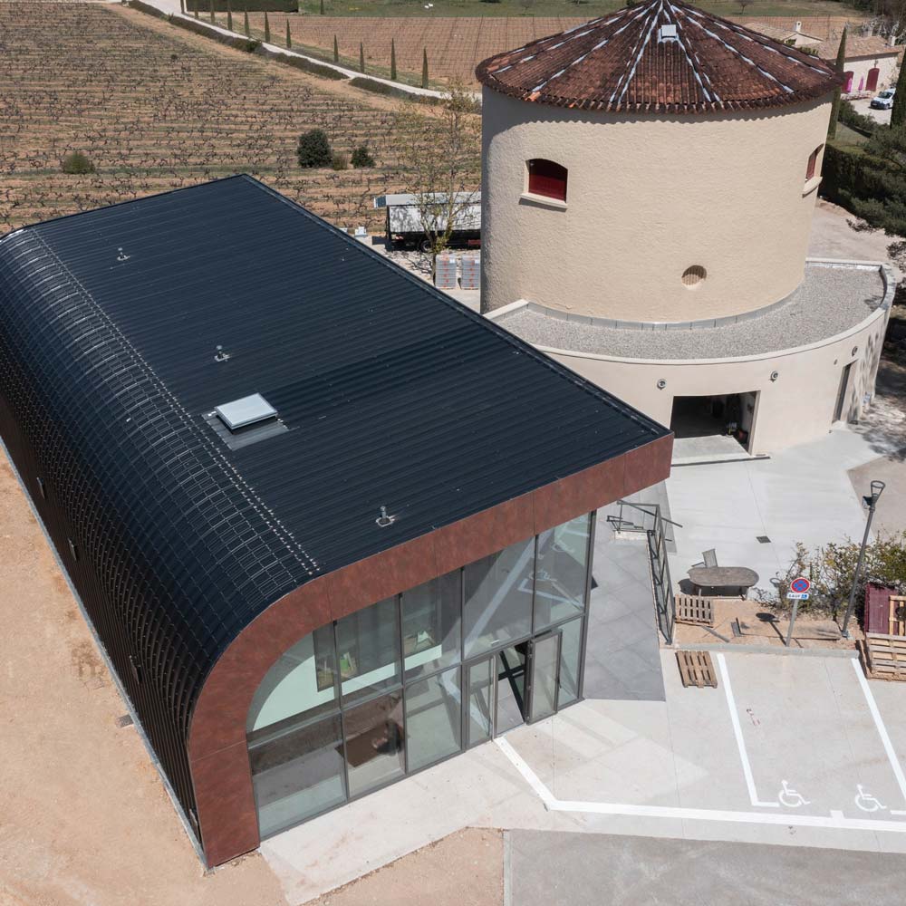 d&eacute;couvrez nos conseils et solutions pour la r&eacute;novation de b&acirc;timent : am&eacute;liorez votre confort, valorisez votre bien et r&eacute;alisez des &eacute;conomies d'&eacute;nergie gr&acirc;ce &agrave; des travaux adapt&eacute;s &agrave; vos besoins.