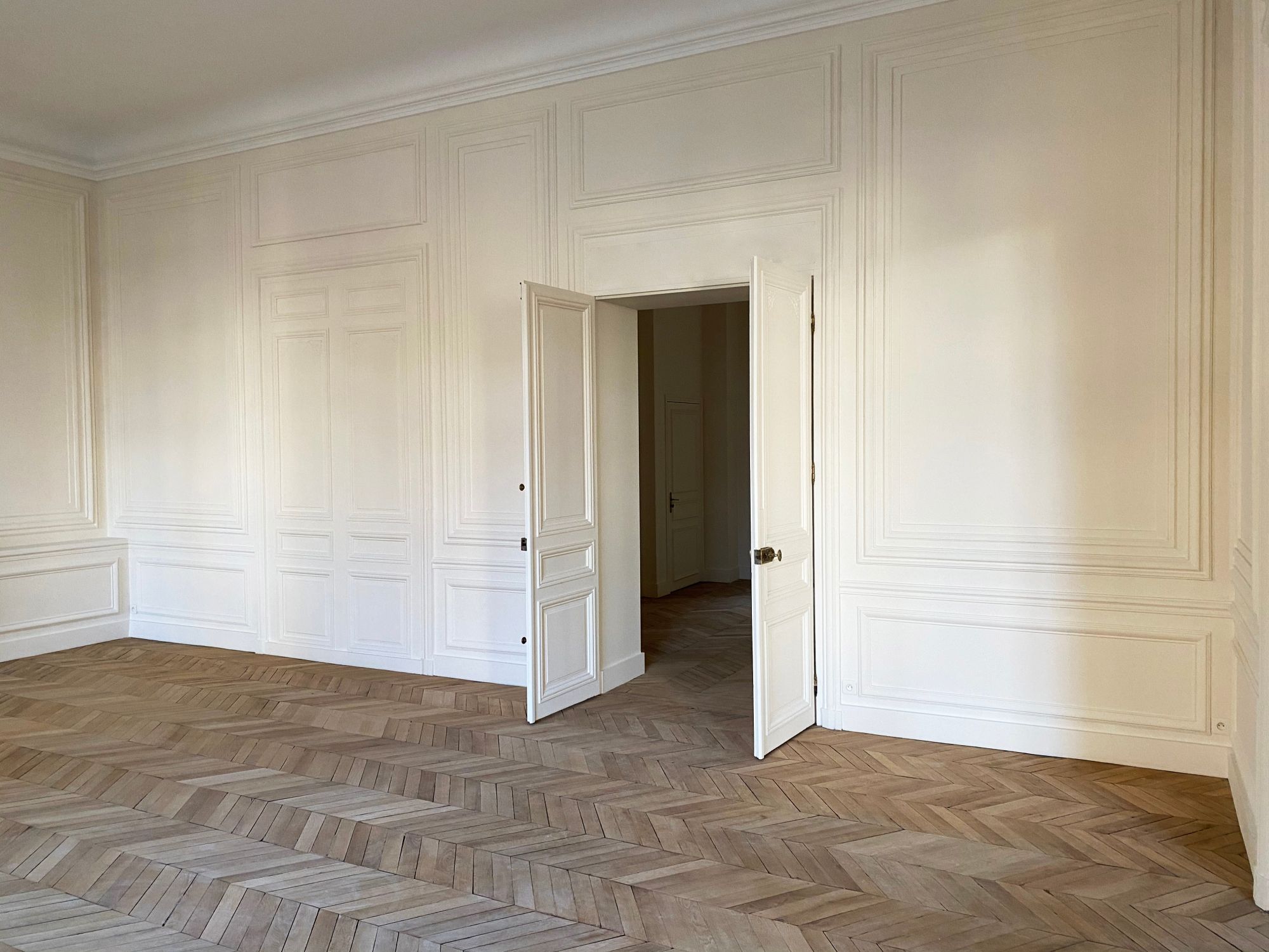 d&eacute;couvrez nos conseils et inspirations pour une r&eacute;novation int&eacute;rieure r&eacute;ussie. modernisez votre maison, optimisez vos espaces et am&eacute;liorez votre confort avec des solutions sur mesure adapt&eacute;es &agrave; tous les styles et budgets.
