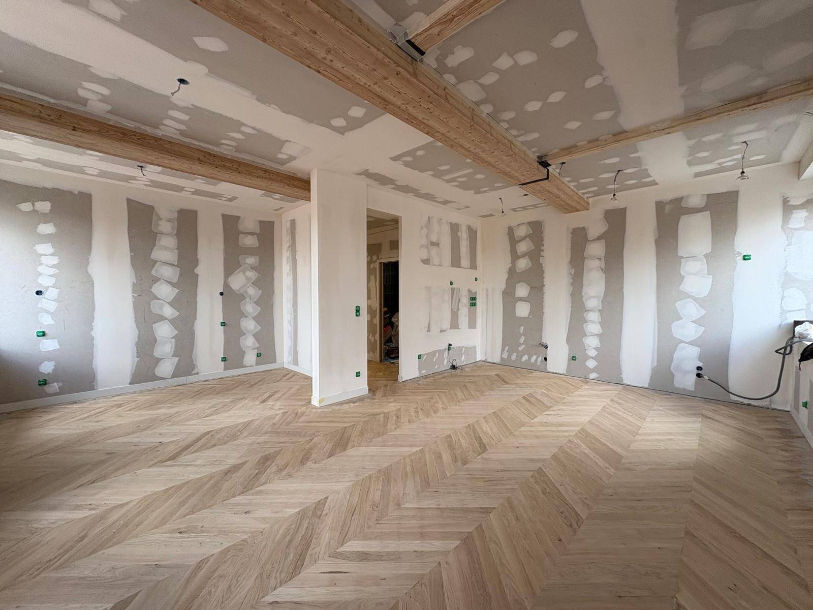 découvrez nos solutions pour vos travaux d’intérieur : rénovation, aménagement, décoration et conseils pour transformer votre espace selon vos envies.